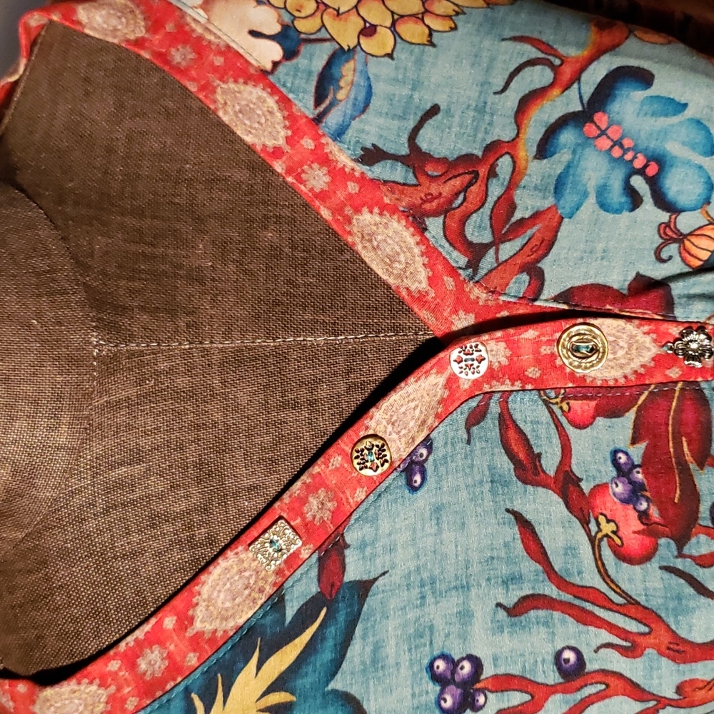 Colorful Shirt - Picture 2 of 6